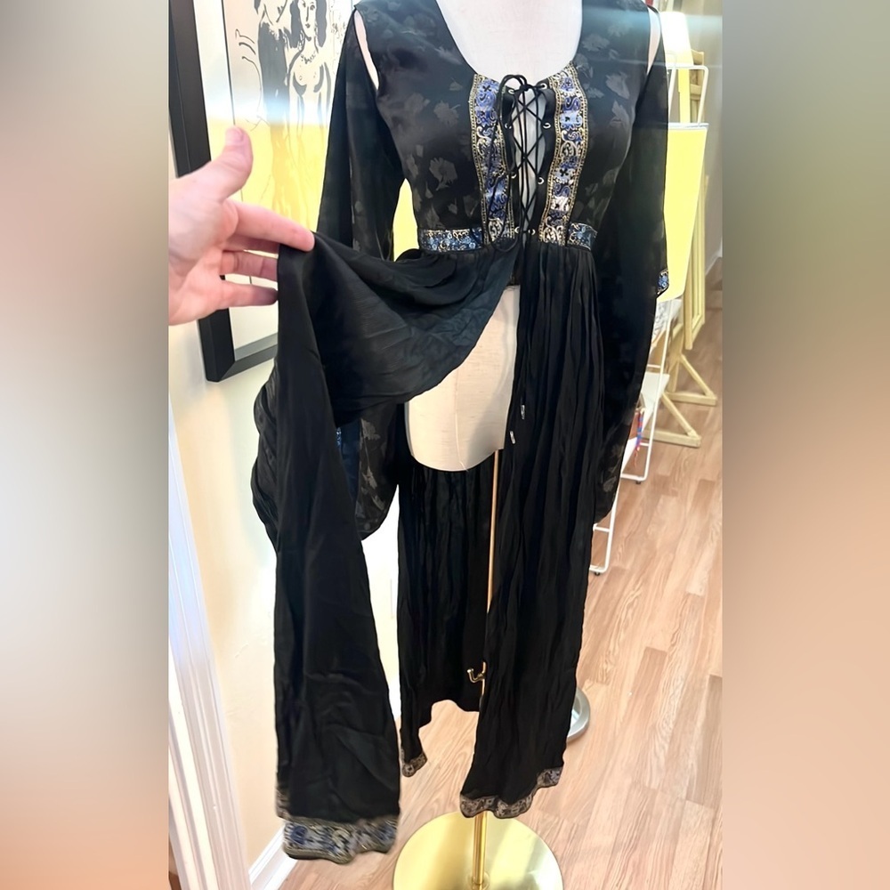 Victorian,Gothic Weighted Kaftan,Black & Blue,Exquisite Embroidery,Size Small - Picture 5 of 12